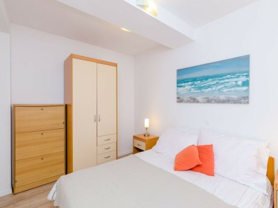 Apartment Color Apartments - One Bedroom Apartment with Terrace and Partial Sea View (Blue) - Features photo 8