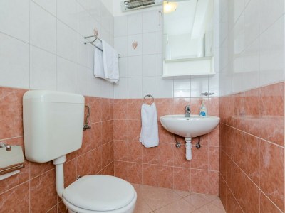 Apartment Color Apartments - One Bedroom Apartment with Terrace and Partial Sea View (Blue) - Features photo 9