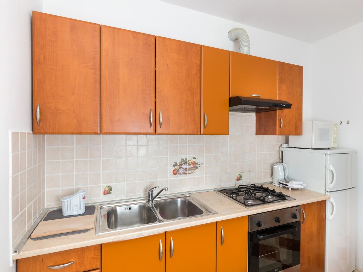 Apartment Apartment Brajković - One Bedroom Apartment with Loggia and Sea View - Features photo 3