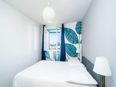 Apartment Apartment Radovan - One-Bedroom Apartment with Balcony and Sea View - Features photo 12