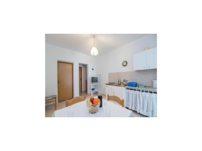 Apartment Apartments Boguvila - Two-Bedroom Standard Apartment with Terrace (A6) - (ST) - Features photo 7