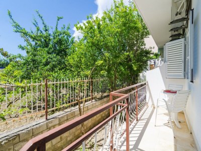 Apartment Apartments & Rooms Barišić - Standard Studio Apartment with Balcony and Garden View (G1-6) - Outdoor photo 11