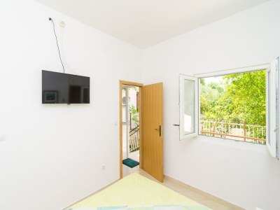 Apartment Apartments & Rooms Barišić - Standard Studio Apartment with Balcony and Garden View (G1-6) - Outdoor photo 19