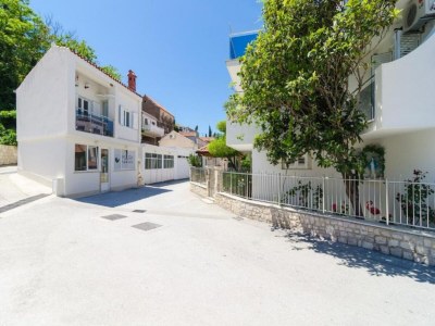 Apartment Apartments & Rooms Barišić - Studio Apartment with Balcony and Garden View (Second Floor)-APT 13 - Outdoor photo 6
