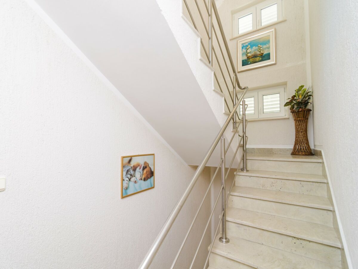 Apartment Apartments & Rooms Barišić - Studio Apartment with Balcony and City View (Second Floor) (Apt 14) - Outdoor photo 5