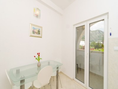 Apartment Apartments & Rooms Barišić - Studio Apartment with Balcony and City View (Second Floor) (Apt 14) - Features photo 11