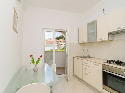 Apartment Apartments & Rooms Barišić - Studio Apartment with Balcony and City View (Second Floor) (Apt 14) - Features photo 13