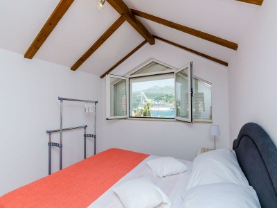 Apartment Apartment Marina View - One-Bedroom Apartment with Terrace and Sea View - Features photo 8