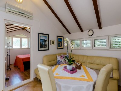 Apartment Apartment Marina View - One-Bedroom Apartment with Terrace and Sea View - Features photo 10