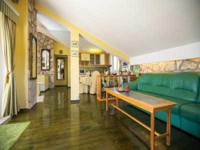 Holiday house 5 bedroom holiday home with balcony in Dubrovnik - Holiday house