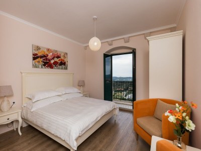 Apartment Apartment&Rooms Savonari - Superior Double Room with Balcony and Sea View (Soba 1) in Orasac - Apartment