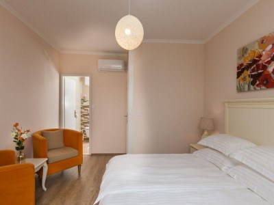 Apartment Apartment&Rooms Savonari - Superior Double Room with Balcony and Sea View (Soba 1) - Features photo 8