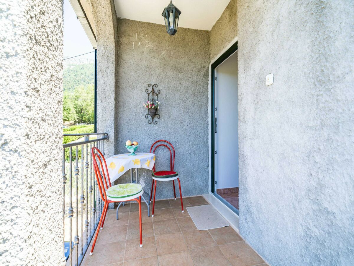 Apartment Apartment Laurel Leaf - Three Bedroom Apartment with Terrace - Outdoor photo 4