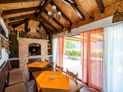 Apartment Apartment Laurel Leaf - Three Bedroom Apartment with Terrace - Features photo 24