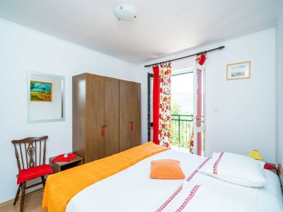 Apartment Apartment Laurel Leaf - Three Bedroom Apartment with Terrace - Features photo 30