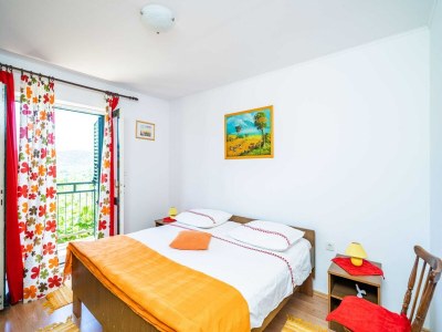 Apartment Apartment Laurel Leaf - Three Bedroom Apartment with Terrace - Features photo 35