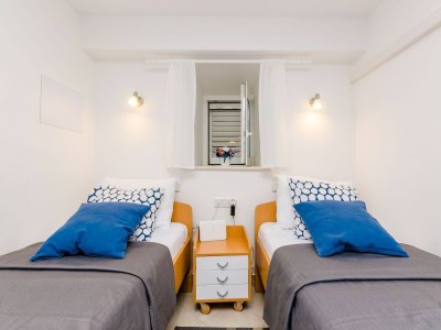 Apartment Apartment Domix - Two Bedroom Apartment - Features photo 18