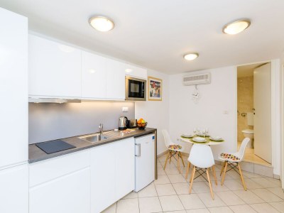 Apartment Apartment Domix - Two Bedroom Apartment - Features photo 26