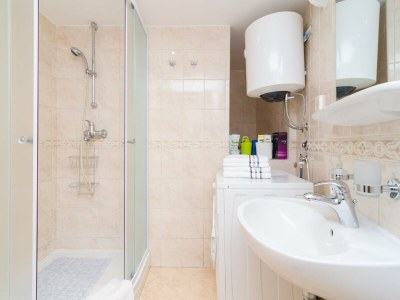 Apartment Apartment Domix - Two Bedroom Apartment - Features photo 27