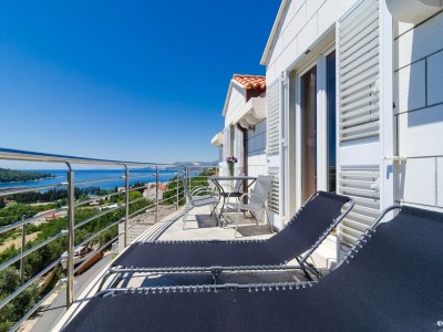 Apartment Apartment Feel Phili - Two Bedroom Apartment with Balcony and Sea View - Outdoor photo 3