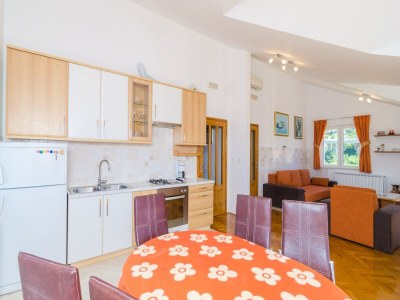 Apartment Apartment Feel Phili - Two Bedroom Apartment with Balcony and Sea View - Features photo 17