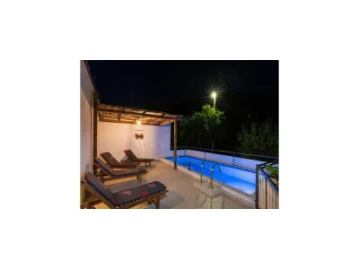 Villa Villa Dalmatian Gem - Two-Bedroom Villa with Terrace and Swimming Pool in Dubravka - Villa