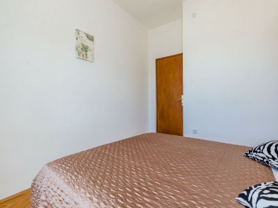 Villa Villa Dalmatian Gem - Two-Bedroom Villa with Terrace and Swimming Pool - Features photo 28