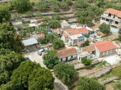 Holiday house Stone House Blaca - Two Bedroom Stone House with Terrace and Sea View - Outdoor photo 71