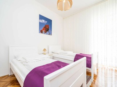 Apartment 3 bedroom apartment with balcony - Features photo 7