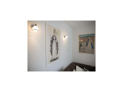 Apartment Serious Job Apartment - One Bedroom Apartment with Shared Terrace (veći) - Features photo 11