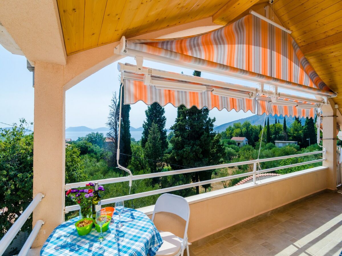 Apartment Apartments Donita - Standard Two Bedroom Apartment with Balcony and Sea View