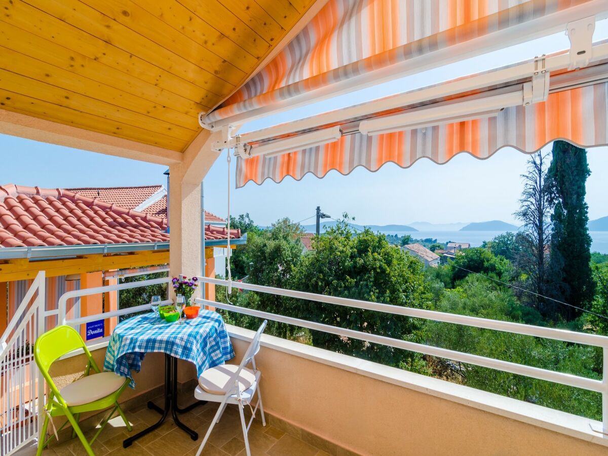 Apartment Apartments Donita - Standard Two Bedroom Apartment with Balcony and Sea View - Outdoor photo 2