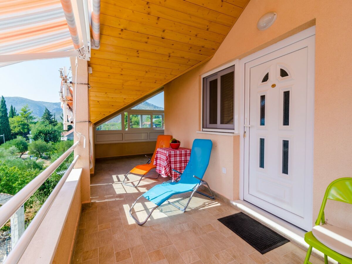 Apartment Apartments Donita - Comfort Two Bedroom Apartment with Balcony and Sea View - Outdoor photo 2