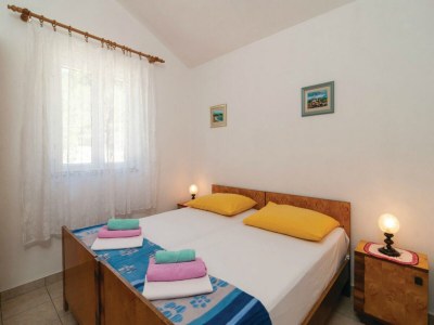 Holiday house Holiday Home Blossom - Four Bedroom Holiday Home with Outdoor Pool and Jacuzzi - (ST) - Features photo 21