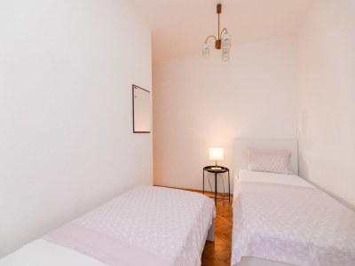 Apartment Apartments Martić - Four Bedroom Apartment with Terrace and Sea View - (ST) - Features photo 6