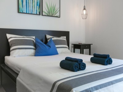 Apartment Apartments Martić - Three Bedroom Apartment with Balconies and Sea View - (ST) - Features photo 18