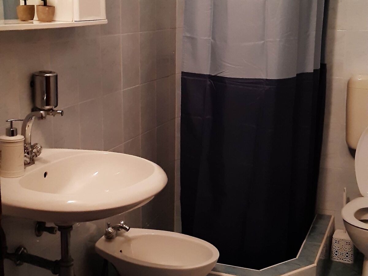 Apartment Apartments Cumbelic - One Bedroom Apartment with Balcony and Sea View A2 - Features photo 5