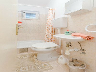 Apartment Apartment Sea Star - Three-Bedroom Apartment with Pool and Sea View - Features photo 14