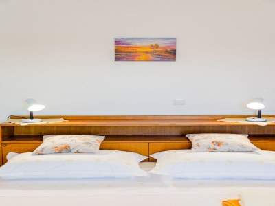 Apartment Apartment Sea Star - Three-Bedroom Apartment with Pool and Sea View - Features photo 26