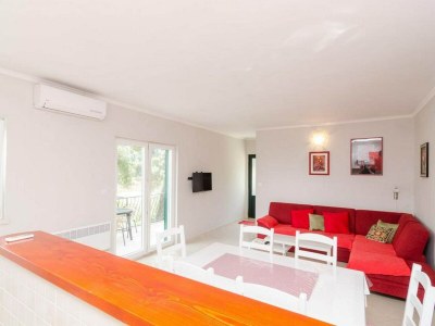 Apartment Apartments Matuško Mljet - Two-Bedroom Apartment with Terrace and Sea View - Features photo 12