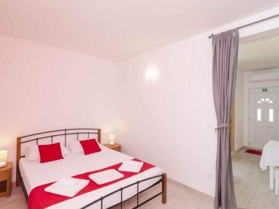 Apartment Apartments Matuško Mljet  - One Bedroom Apartment with Balcony and Sea View - Features photo 11