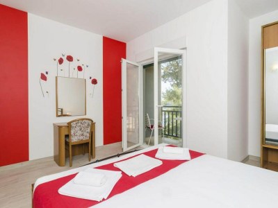 Apartment Apartments Matuško Mljet  - One Bedroom Apartment with Balcony and Sea View - Features photo 13