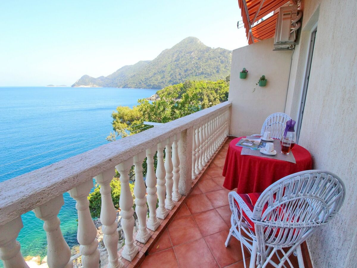 Apartment Apartments Filipović - One-Bedroom Apartment with Balcony and Sea View (A1) - Outdoor photo 3