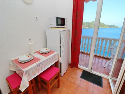 Apartment Apartments Filipović - One-Bedroom Apartment with Balcony and Sea View (A1) - Features photo 10