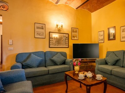 Holiday house Chianti Wine Resort Tenuta di Bibbiano - Features photo 33