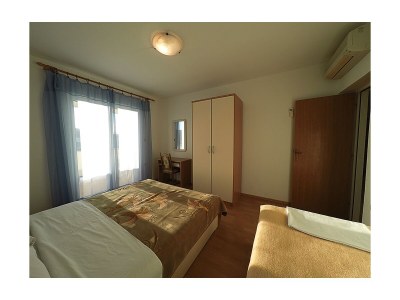 Apartment Three bedroom apartment with terrace Lopar, Rab A-20644-d - Outdoor photo 15