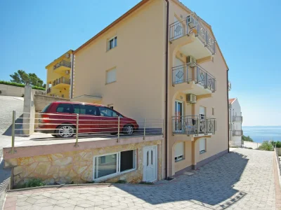 Apartment Two bedroom apartment with balcony and sea view Krvavica, Makarska A-18911-c - Outdoor photo 2