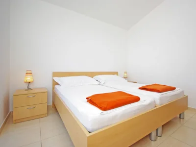 Apartment Two bedroom apartment with balcony and sea view Krvavica, Makarska A-18911-c - Outdoor photo 8