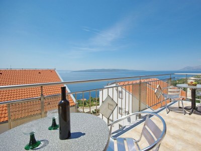 Apartment Three bedroom apartment with balcony and sea view Krvavica, Makarska A-18911-d - Outdoor photo 17