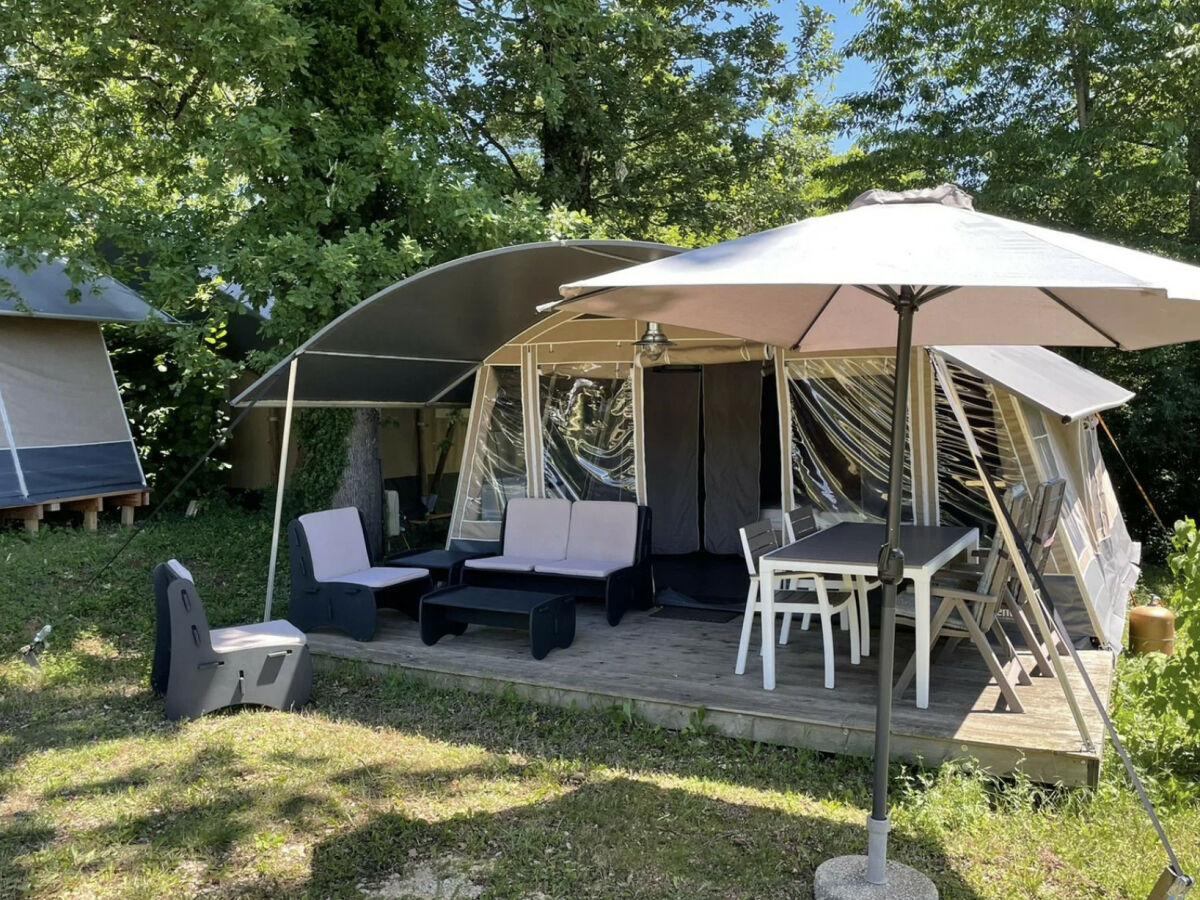 Holiday house Camping Le Clou - Lodge de Luxe